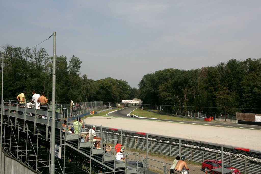 A view of the Ascari chicane during the Italian Grand Prix