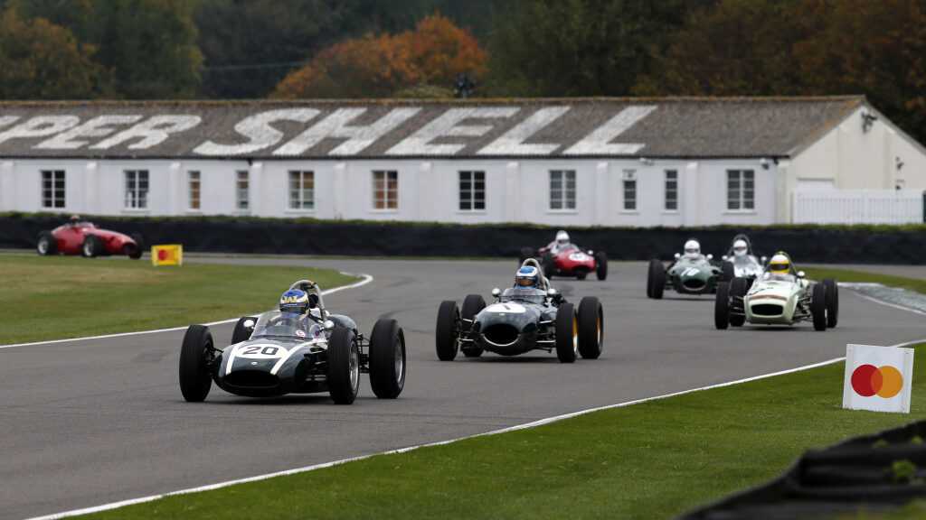 Vintage cars racing at Goodwood