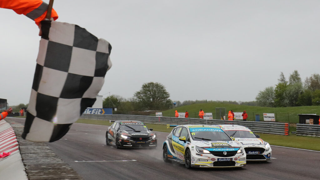 British Touring Car Championship racing