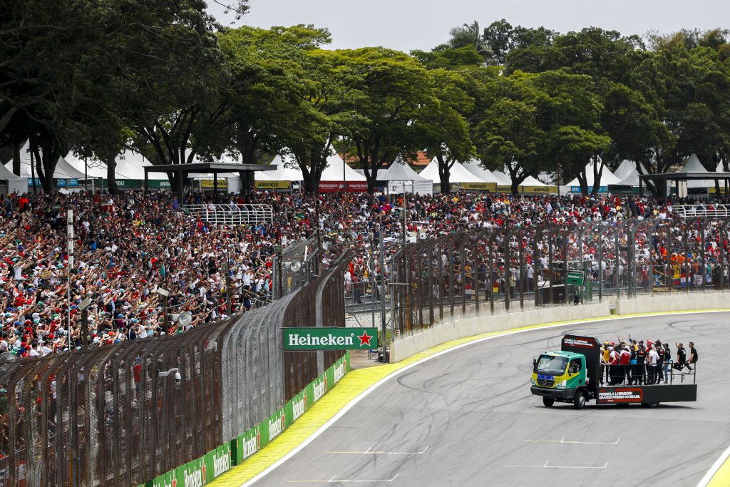 Fans at the Brazilian Grand Prix