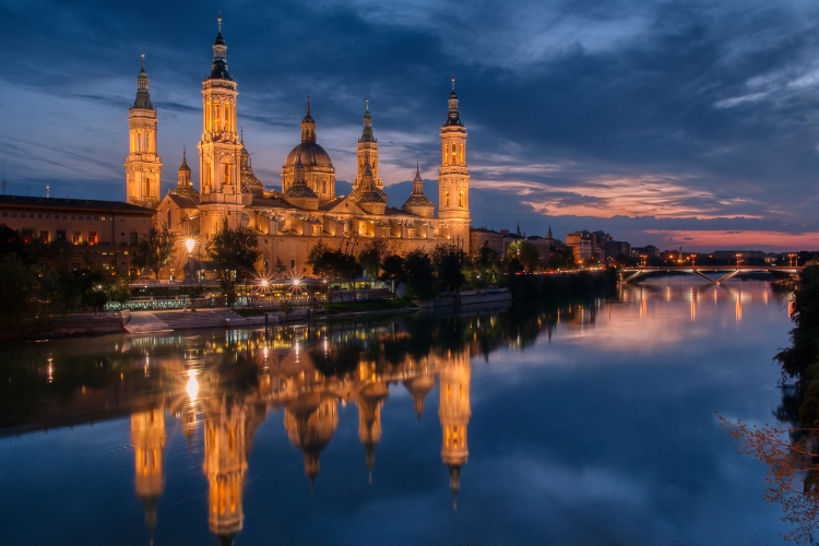 Stay in Zaragoza for the Aragon MotoGP
