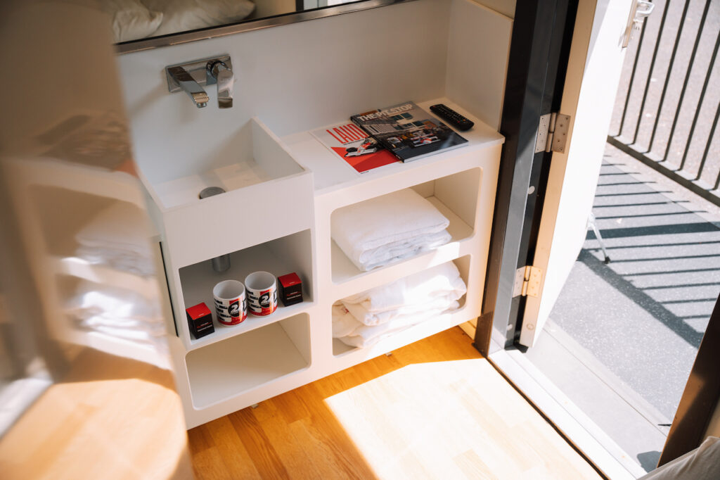 Platinum accommodation Le Mans